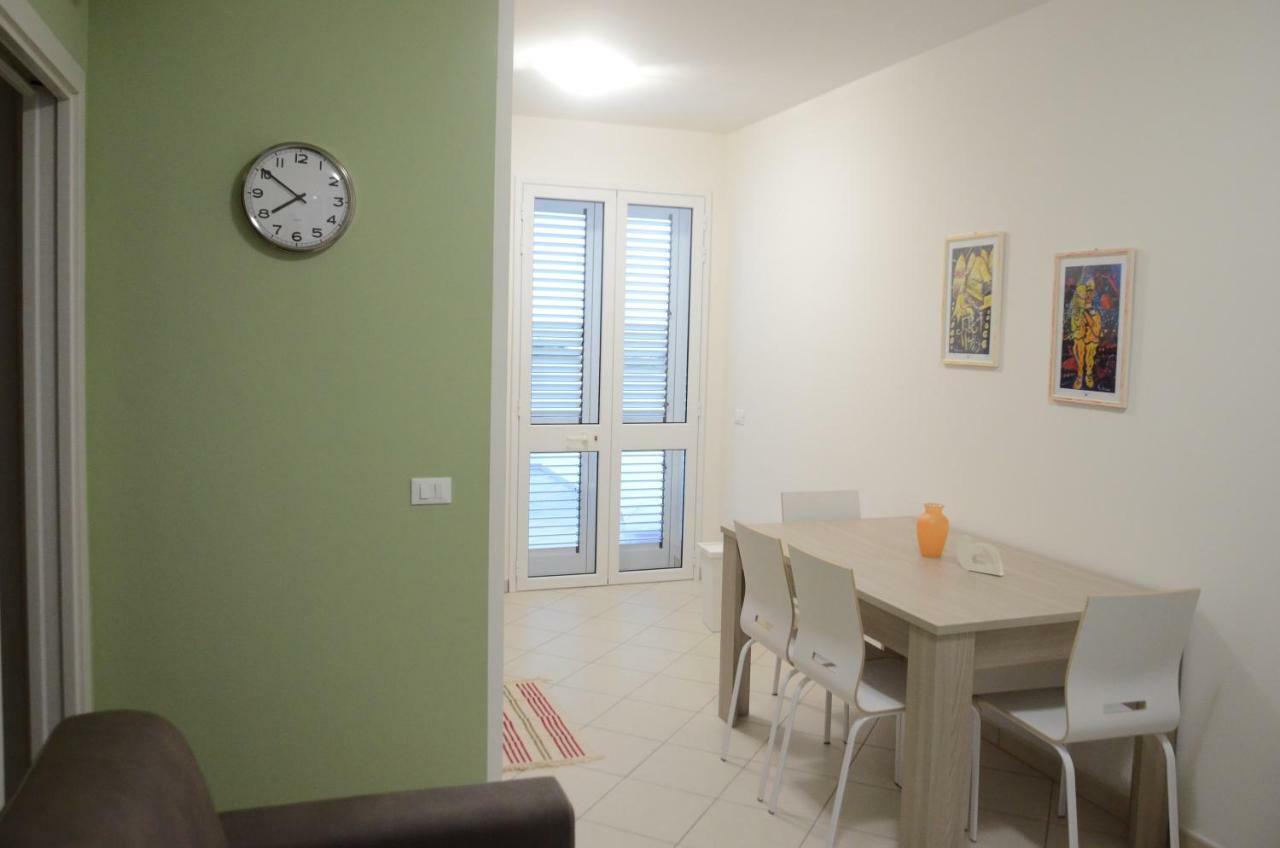 Casa Vacanze Cristoforo Colombo Lejlighed Lido Conchiglia Eksteriør billede